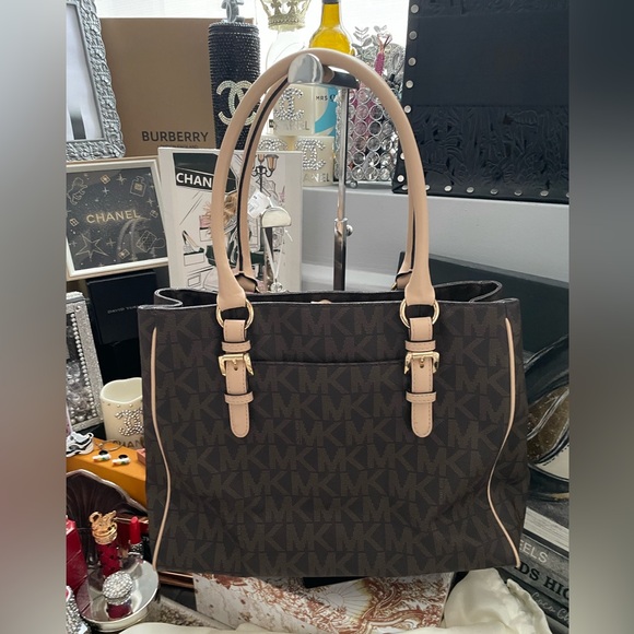 ✨ Michael Kors Signature Monogram Brown Leather Print Shoulder Bag✨LIKE NEW - Picture 9 of 14